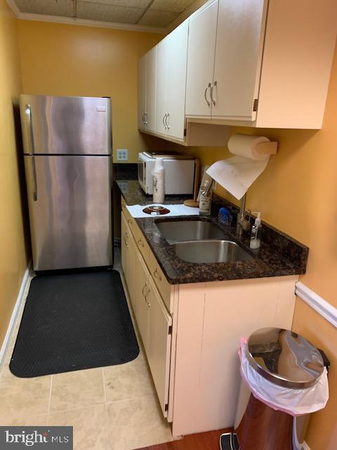 7327-c Hanover Pkwy #c Property Photo 4