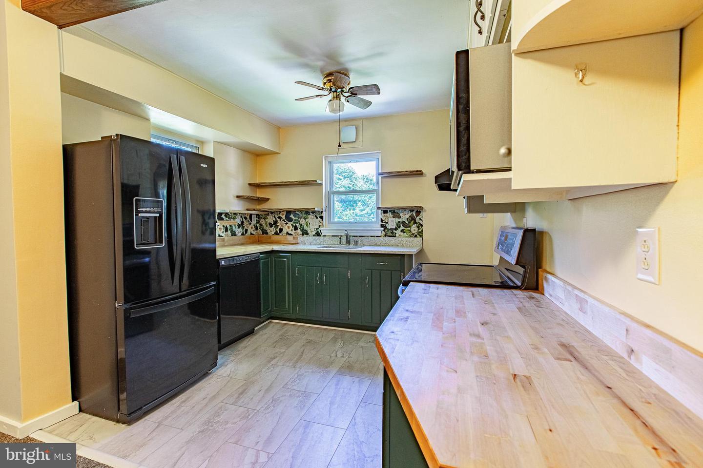 1714 61st Property Photo 7