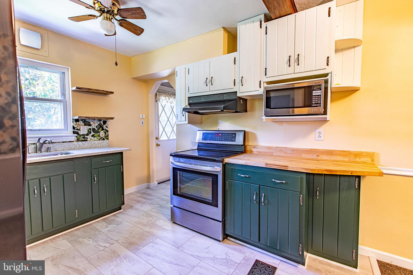 1714 61st Property Photo 9