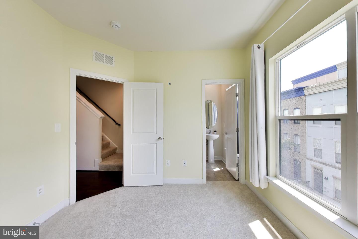 5726 46th Pl Property Photo 24