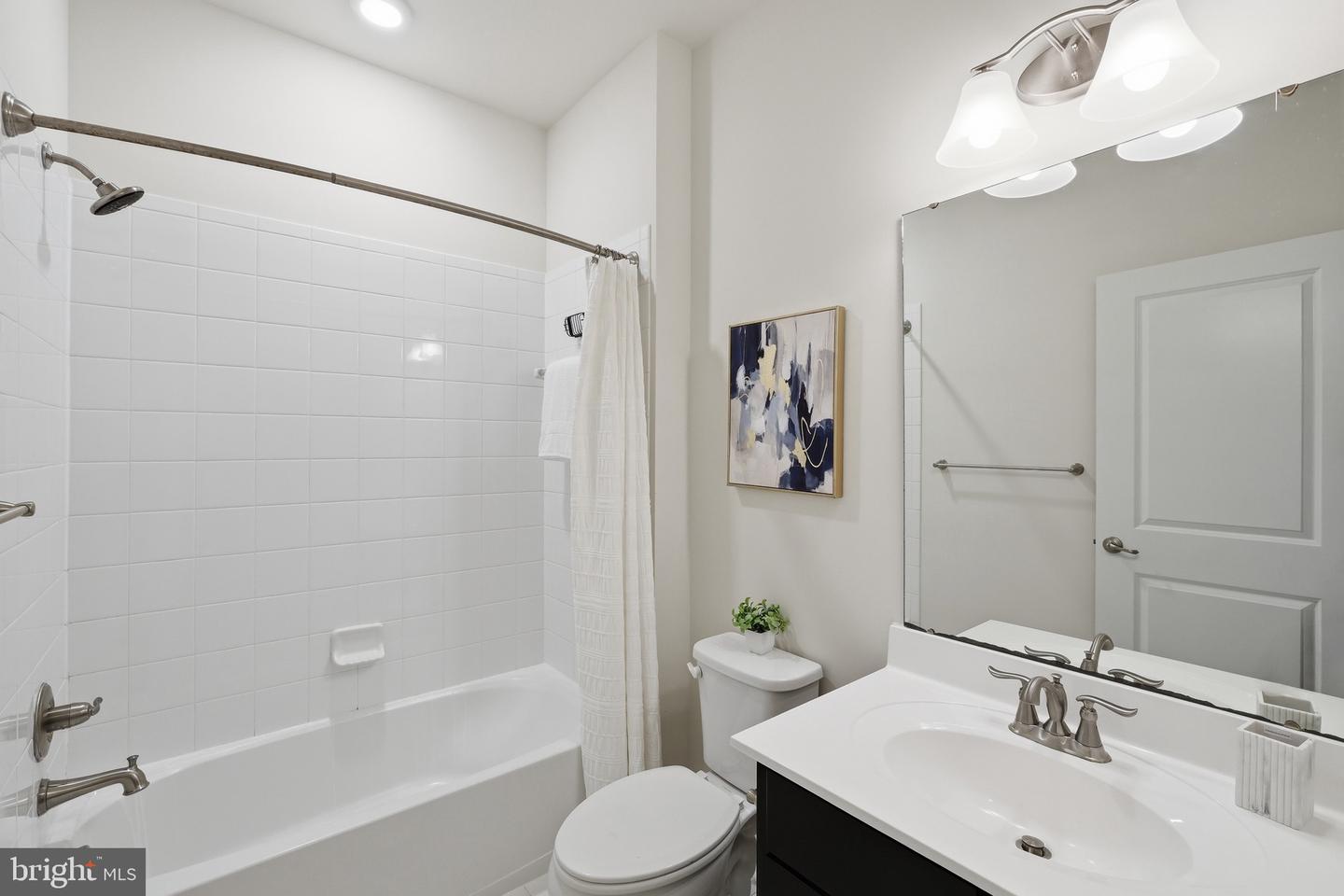 8202 N Channel Dr Property Photo 19