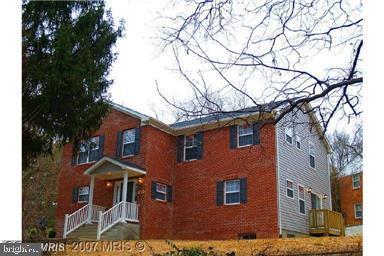 7611 Temple Hill Rd Property Photo 1