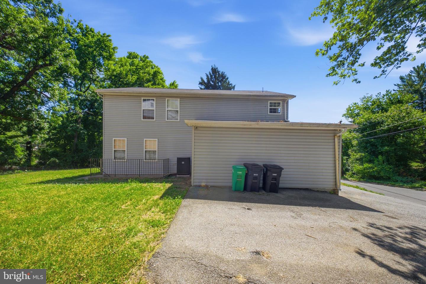 7611 Temple Hill Rd Property Photo 2