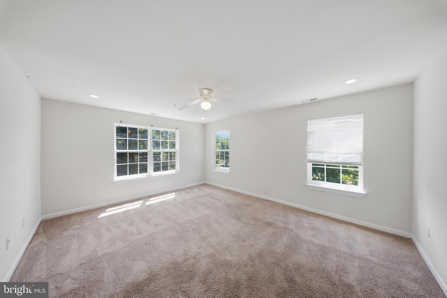 7611 Temple Hill Rd Property Photo 11