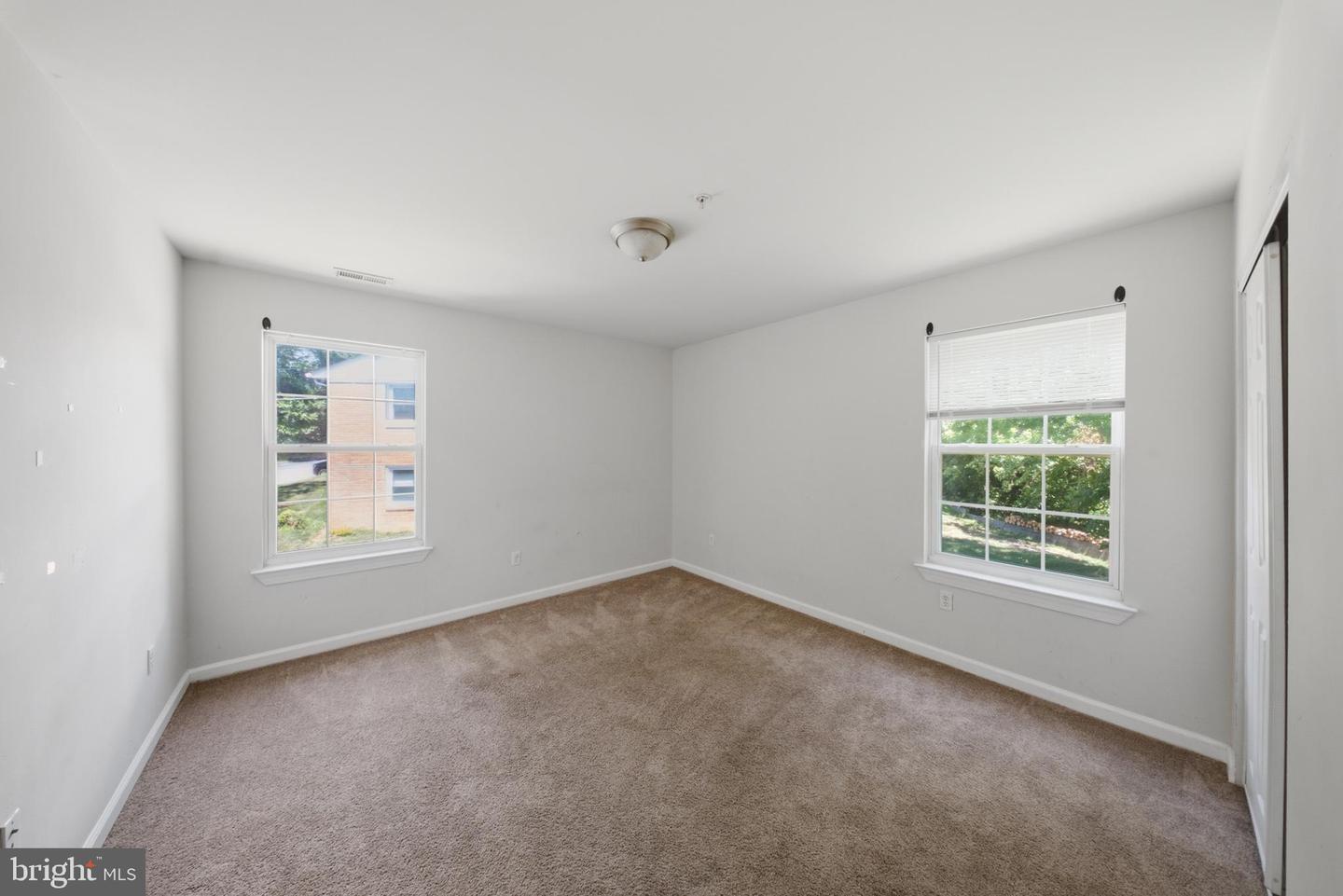 7611 Temple Hill Rd Property Photo 18