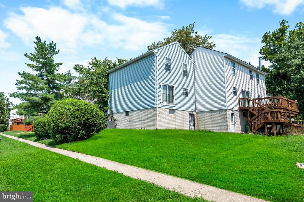 4201 Bar Harbor Pl Property Photo 3