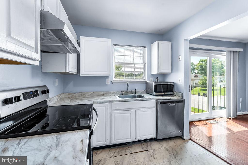 4201 Bar Harbor Pl Property Photo 12