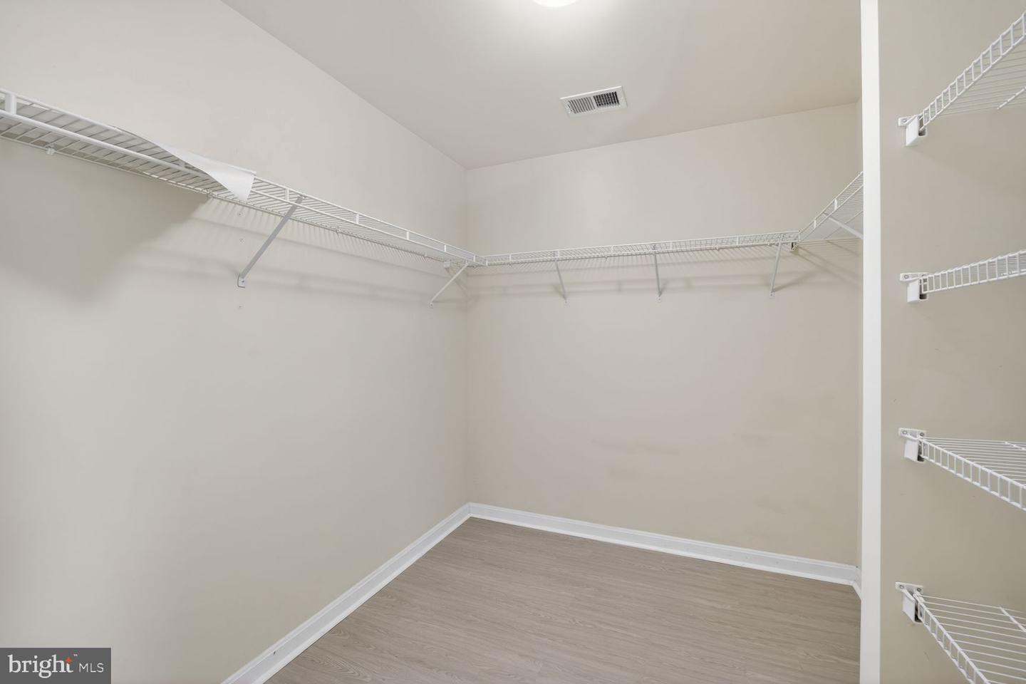 7712 Blue Point Ave Property Photo 26