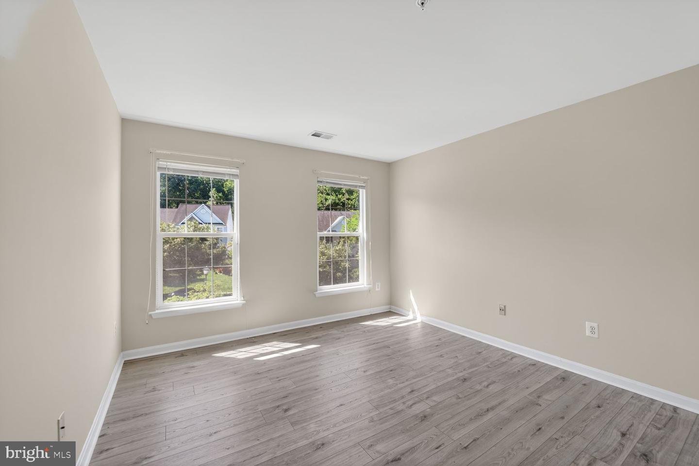 7712 Blue Point Ave Property Photo 33