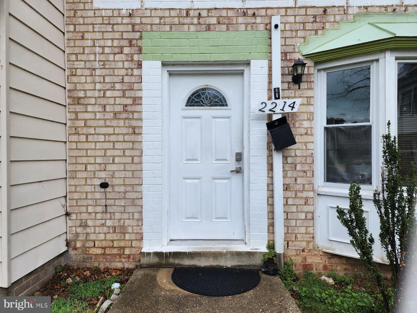 2214 Dawn Ln Property Photo 1
