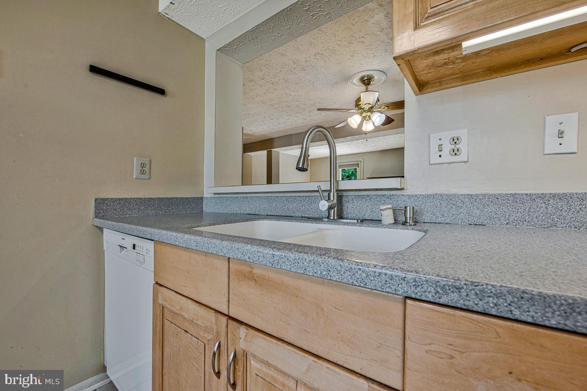 7544 Mandan Rd Property Photo 18