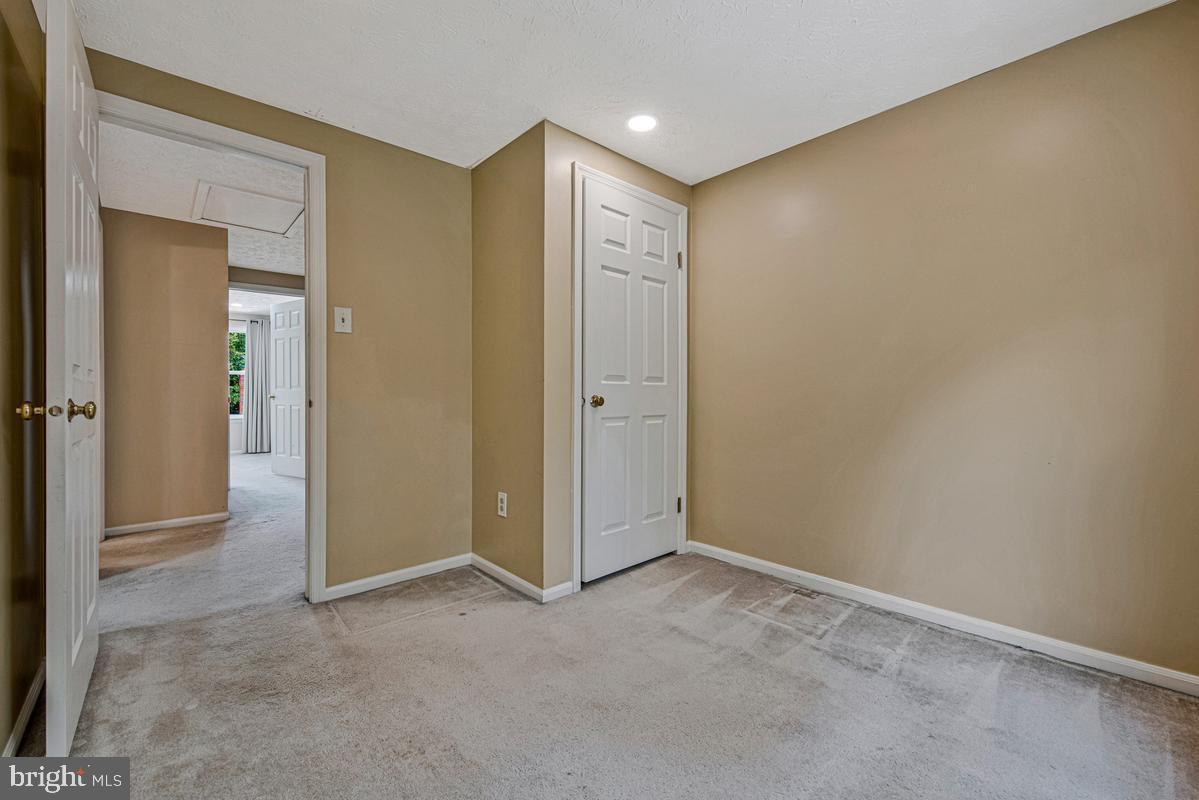 7544 Mandan Rd Property Photo 23