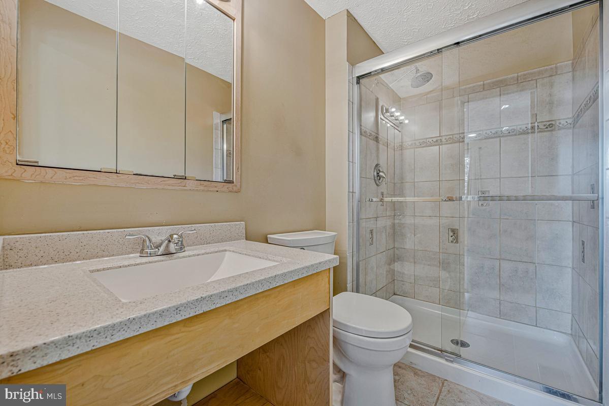 7544 Mandan Rd Property Photo 31