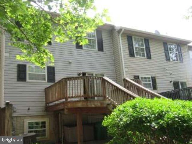 1607 Lorton Ave Property Photo 3