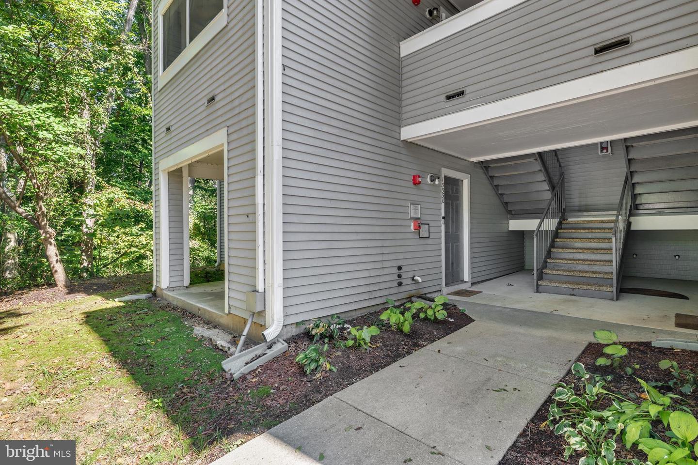 13550 Lord Sterling Pl #9-2 Property Photo 17