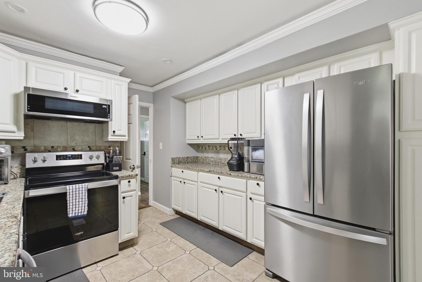 2800 Federal Property Photo 9