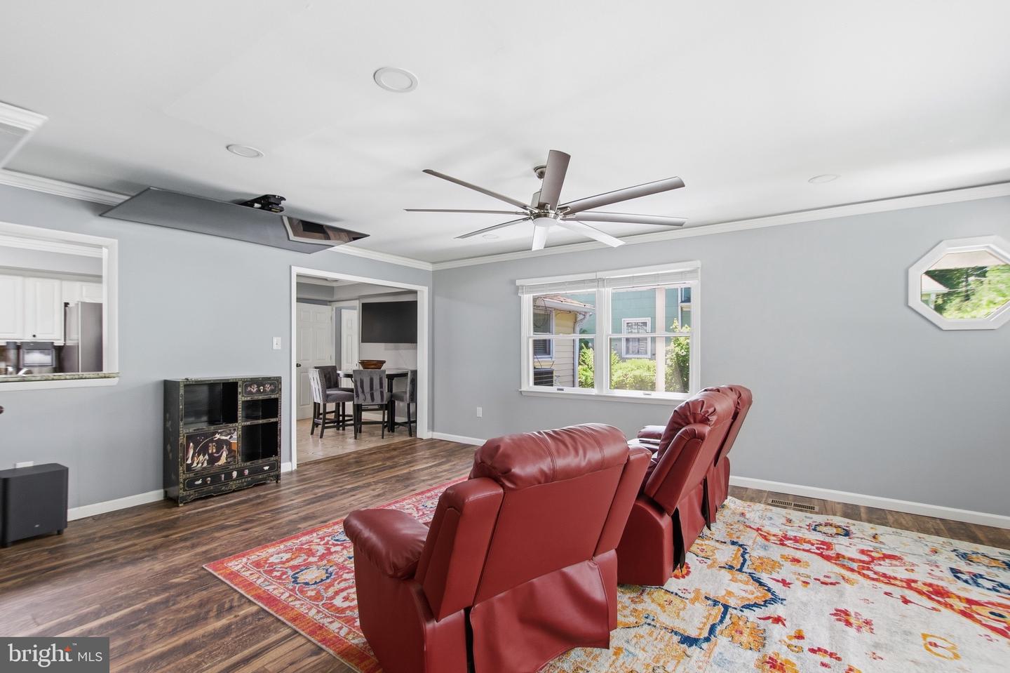2800 Federal Property Photo 15