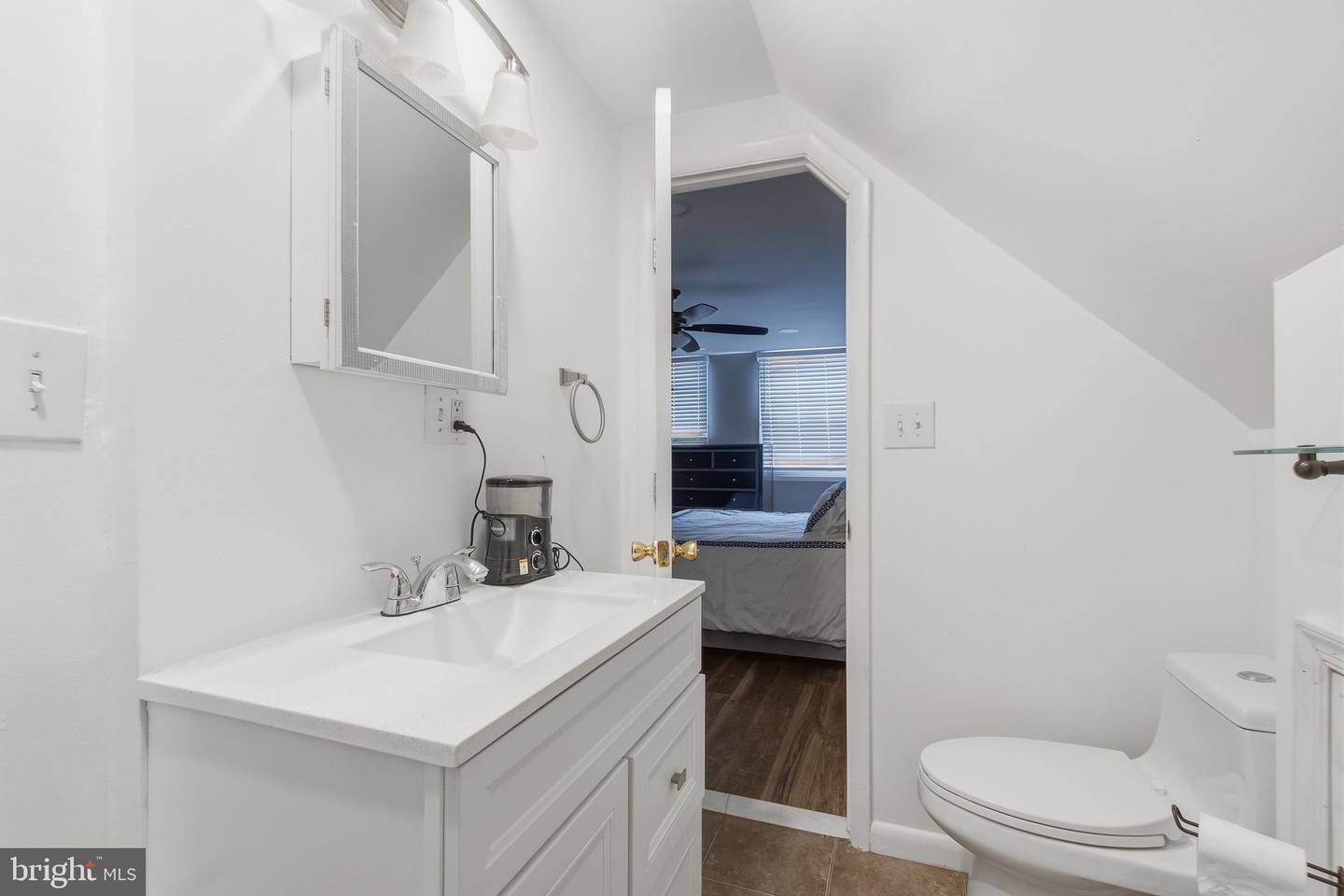 2800 Federal Property Photo 26