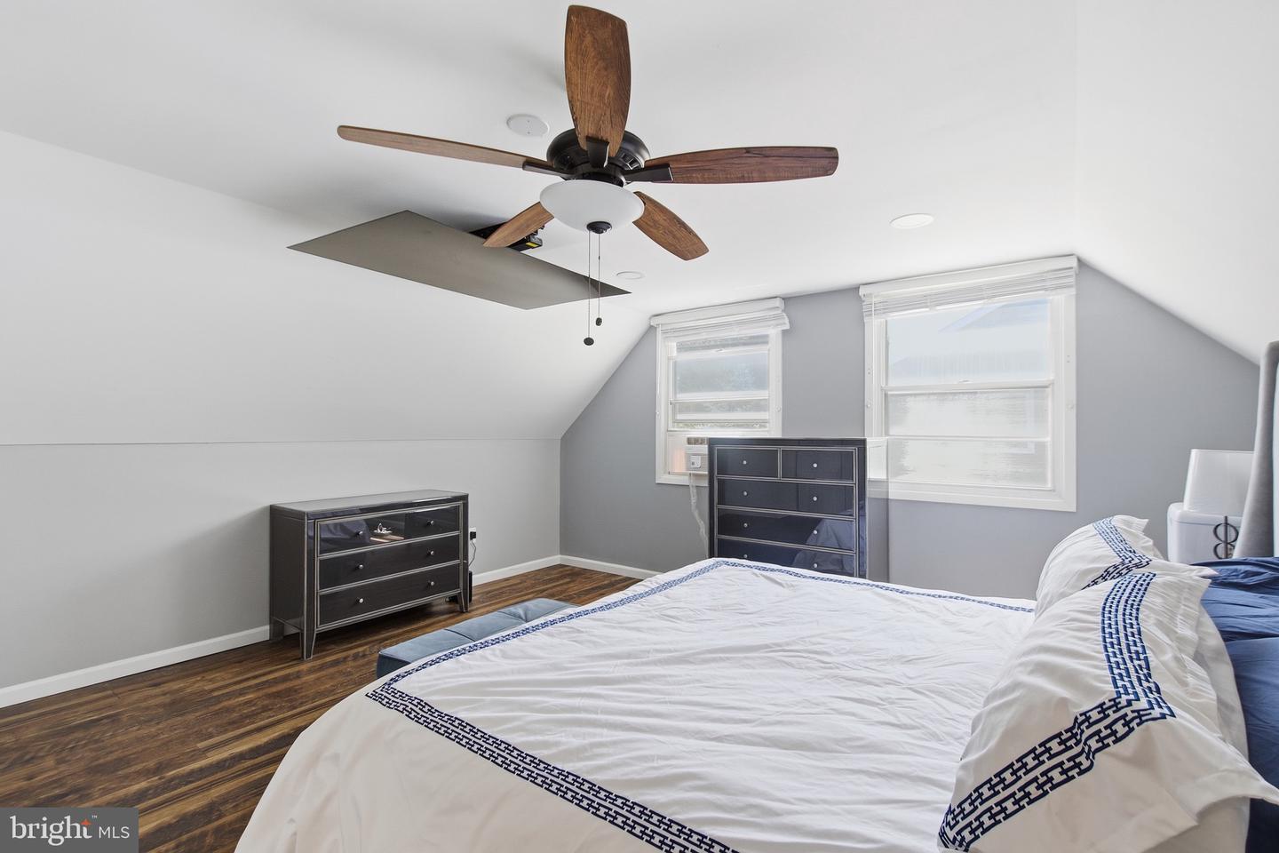 2800 Federal Property Photo 30