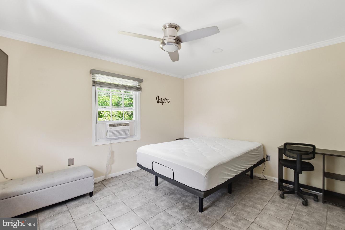 2800 Federal Property Photo 38