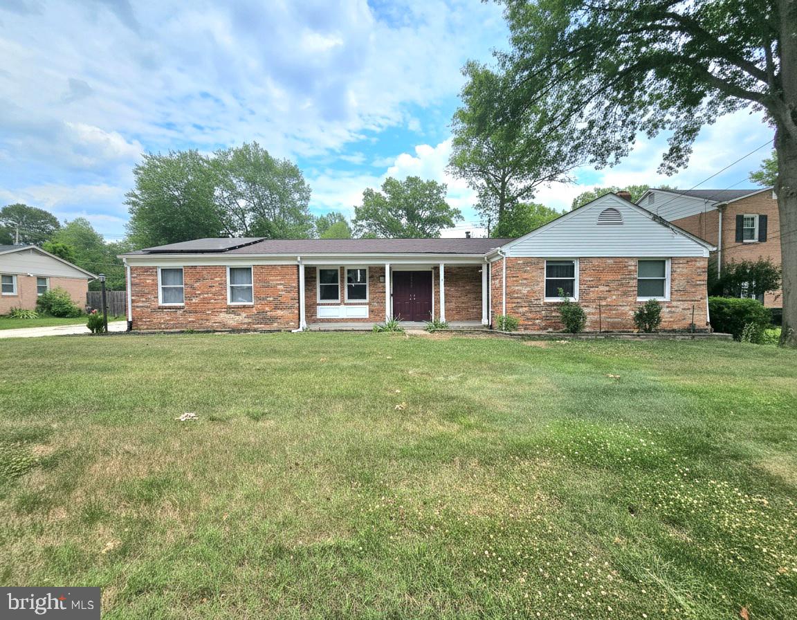 12532 Surrey Circle Dr Property Photo 1