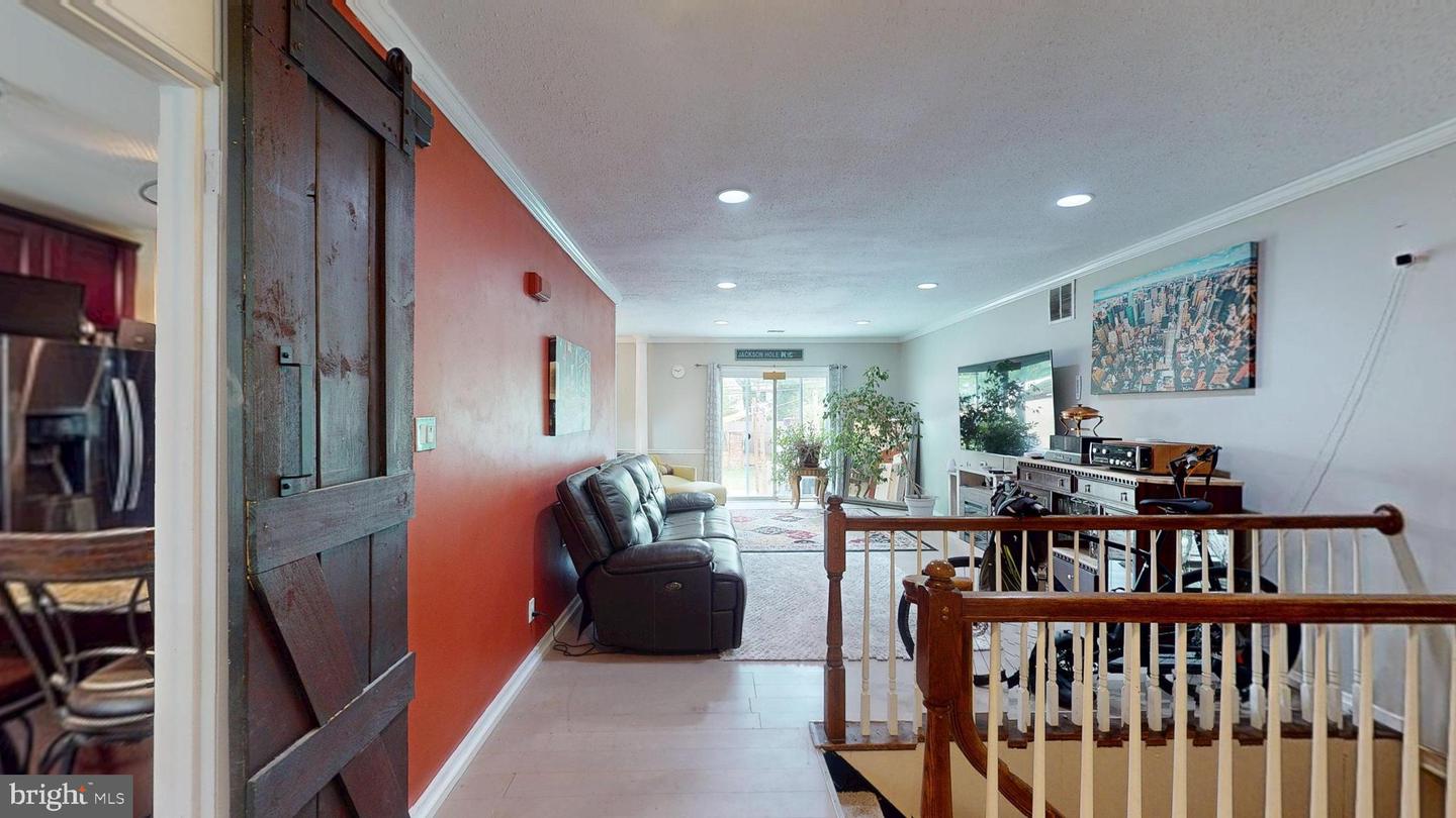 12532 Surrey Circle Dr Property Photo 7