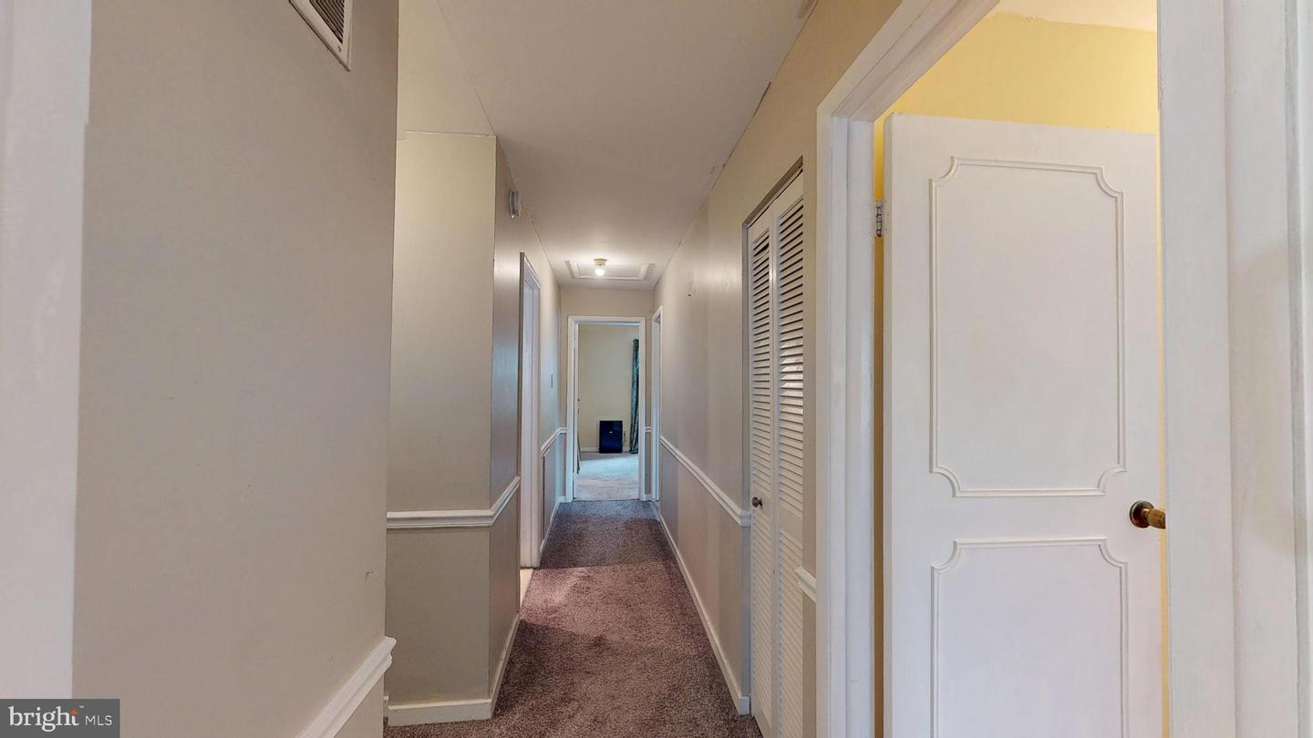 12532 Surrey Circle Dr Property Photo 37