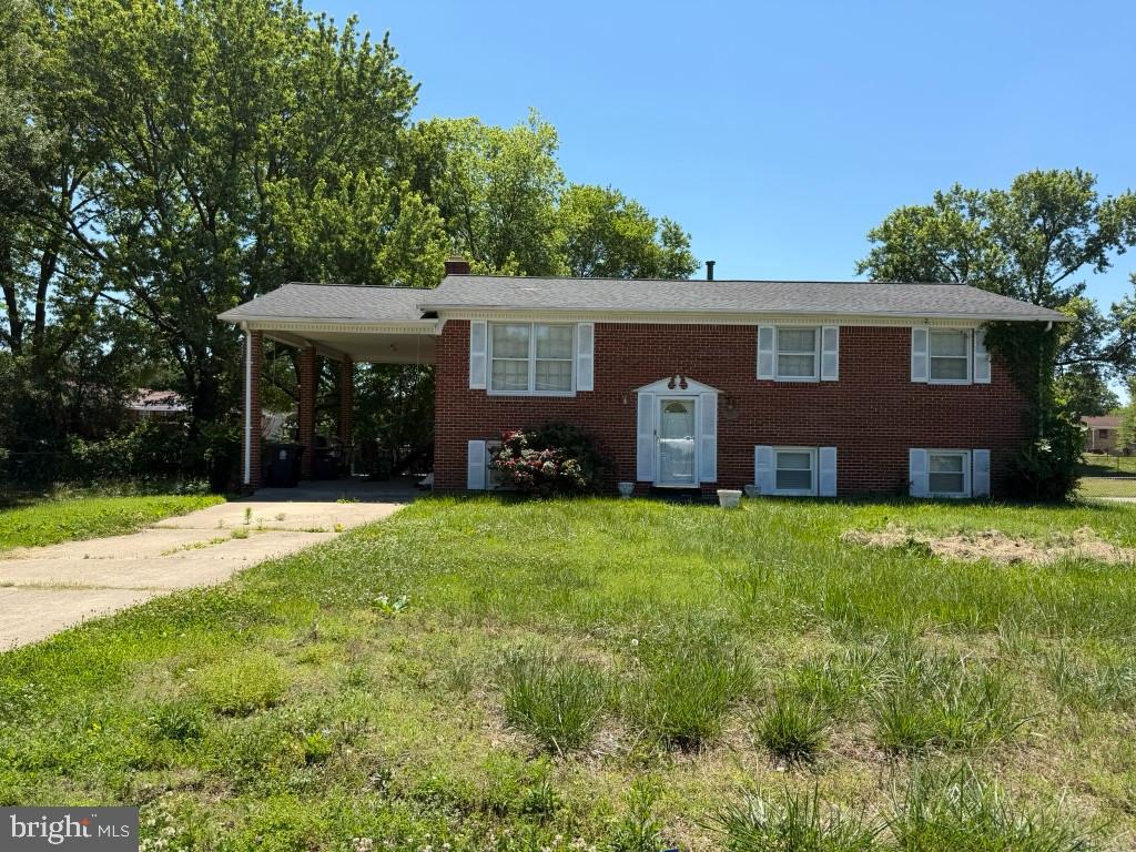 8504 Woodyard Rd Property Photo 1