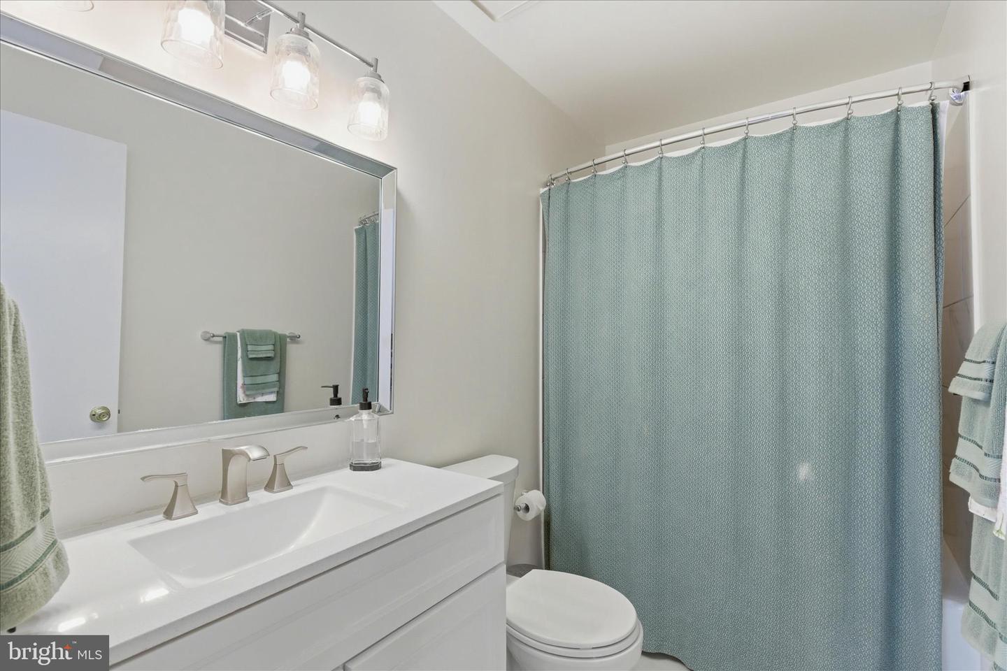 14229 Oakpointe Dr Property Photo 15