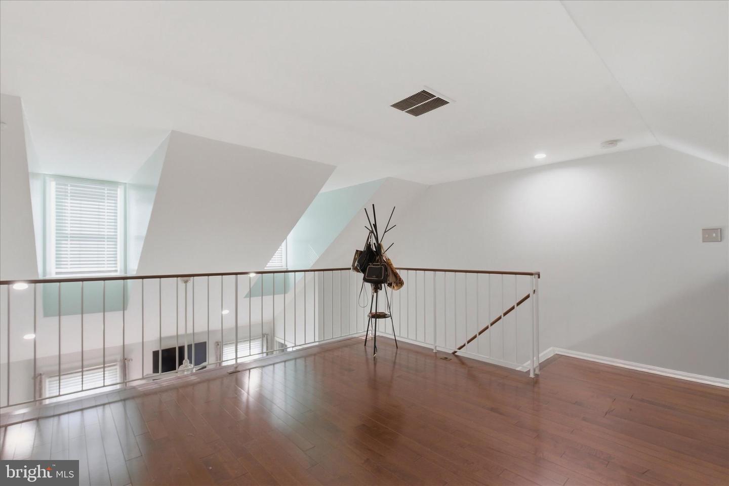 14229 Oakpointe Dr Property Photo 17