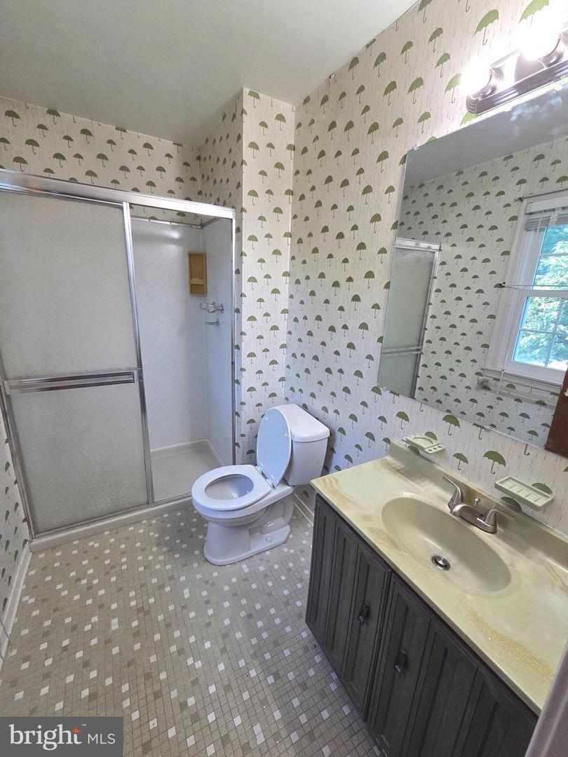 10902 Exeter Ct Property Photo 12