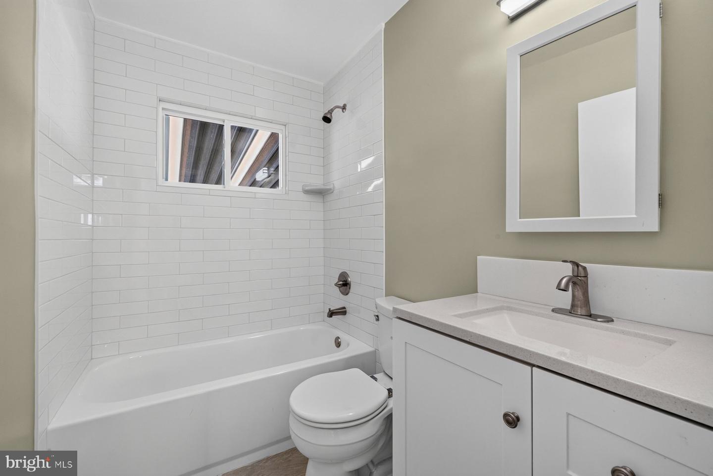 7408 Mason St Property Photo 15