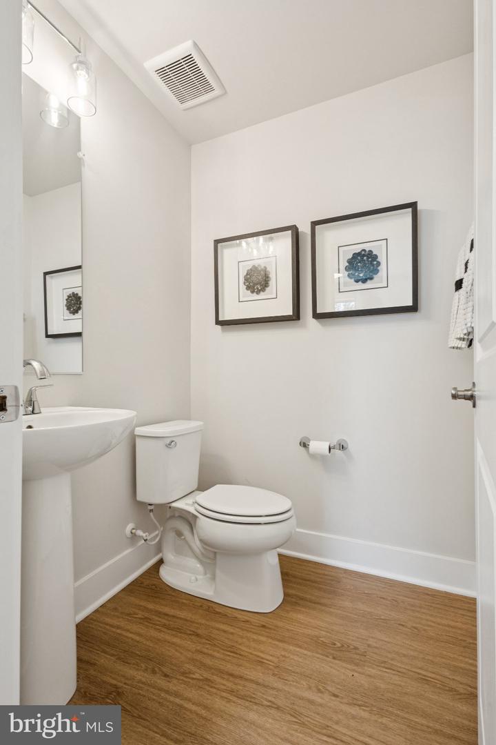 7516 Braun St Property Photo 36