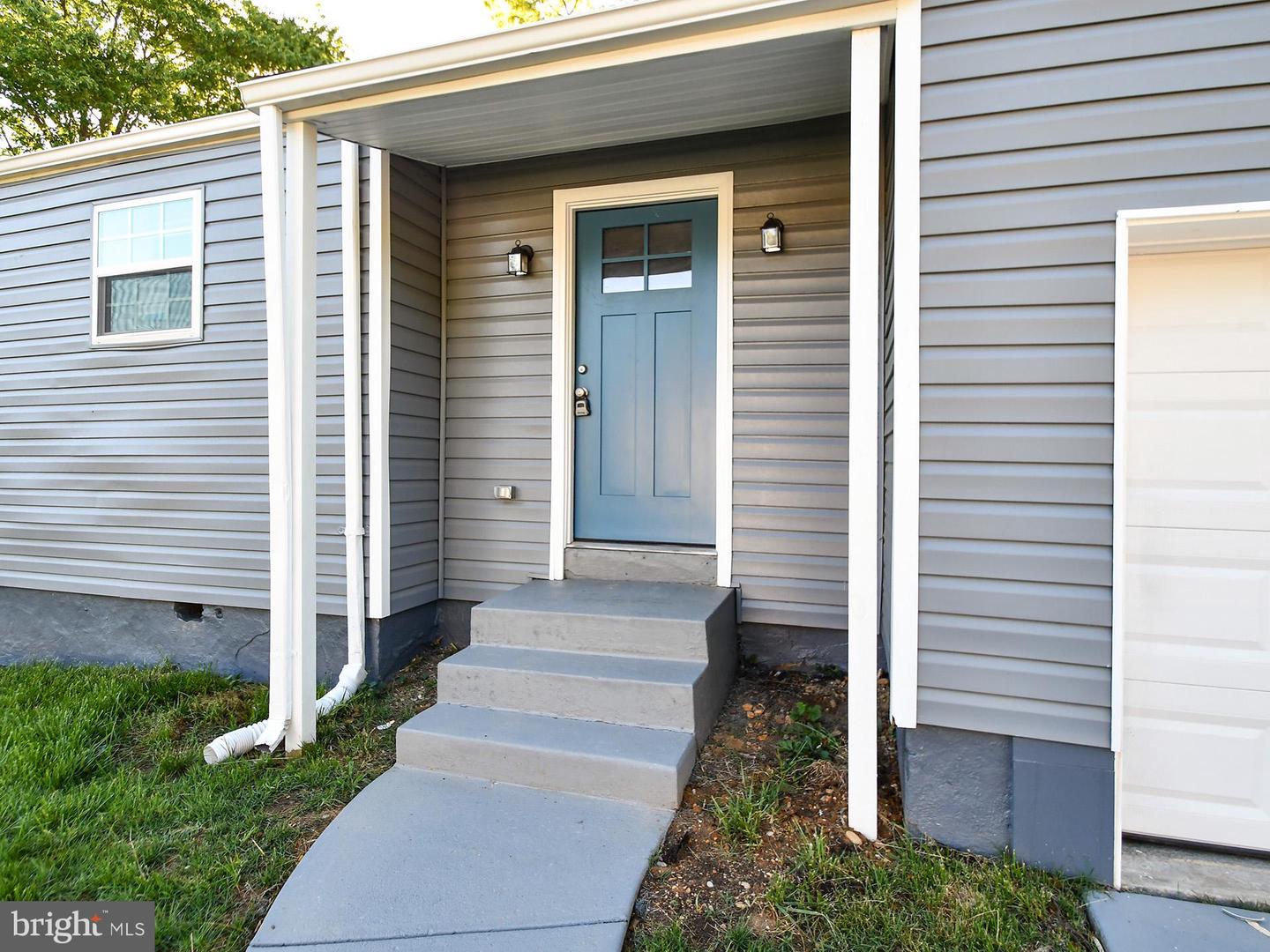 3801 Portal Ave Property Photo 2