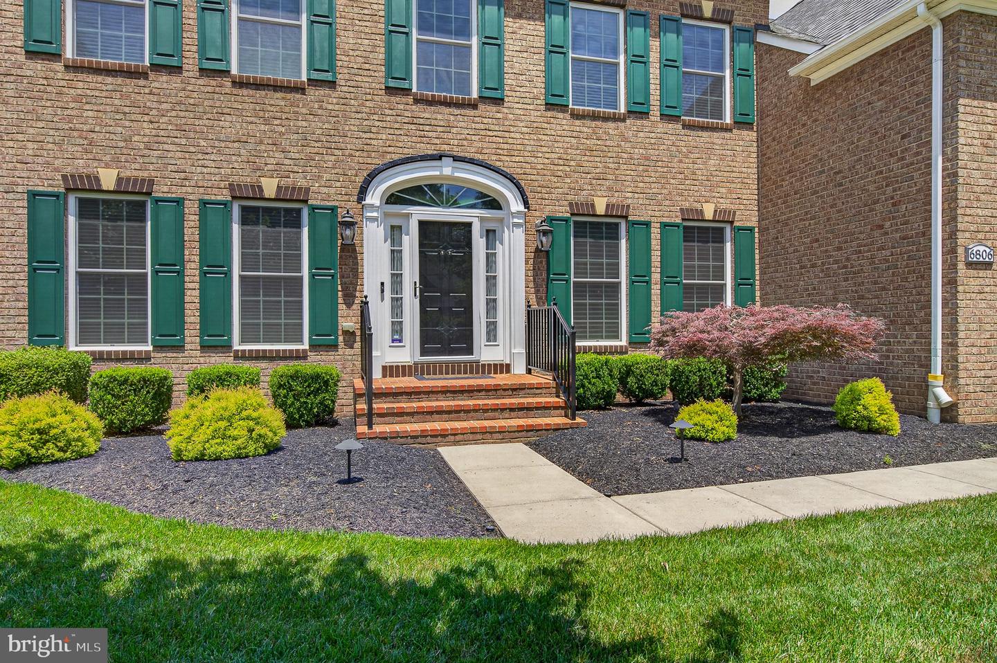 6806 Diploma Dr Property Photo 3