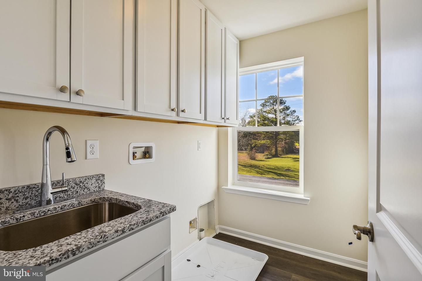 6007 Sellner Ln Property Photo 14