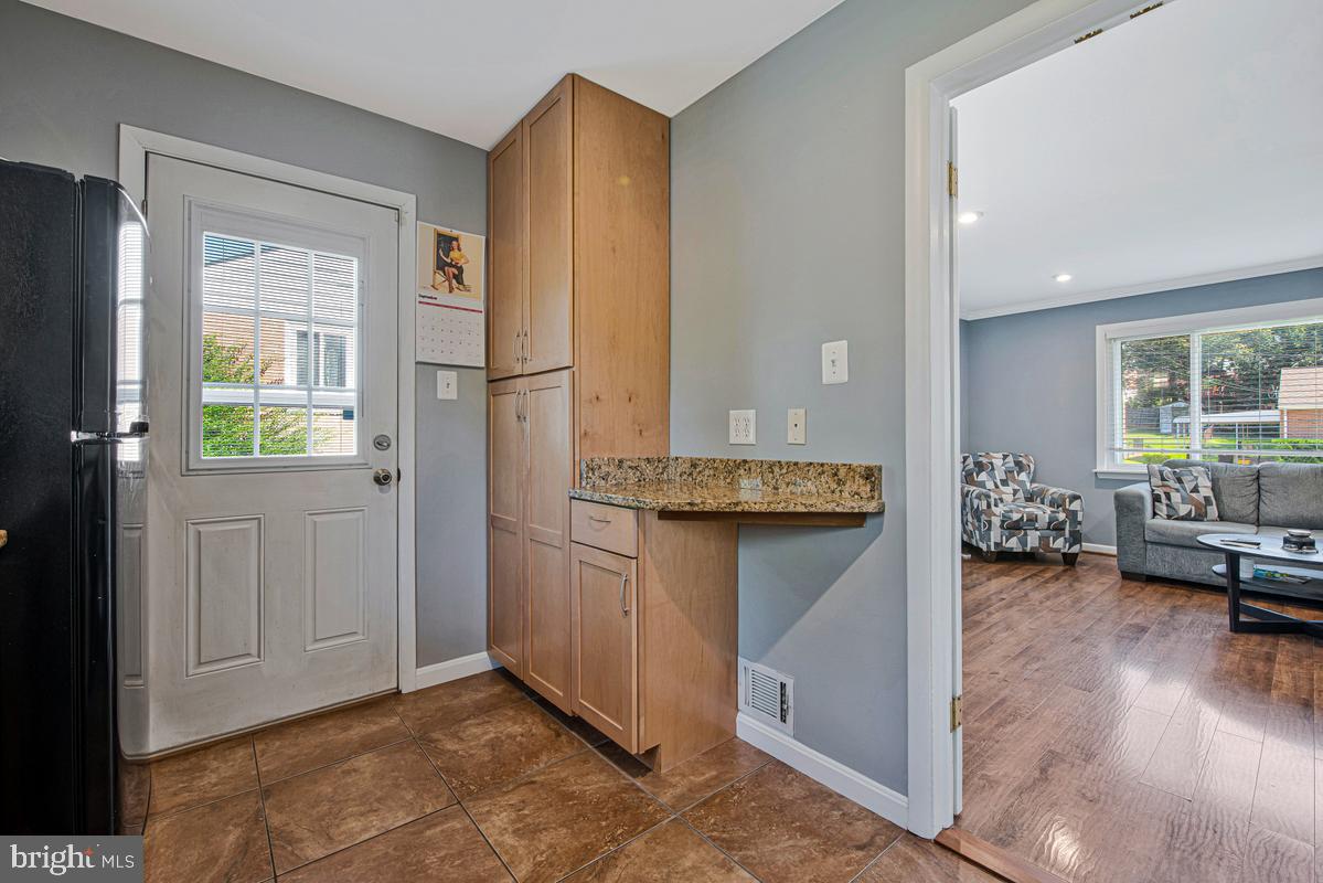 4702 66th Pl Property Photo 11