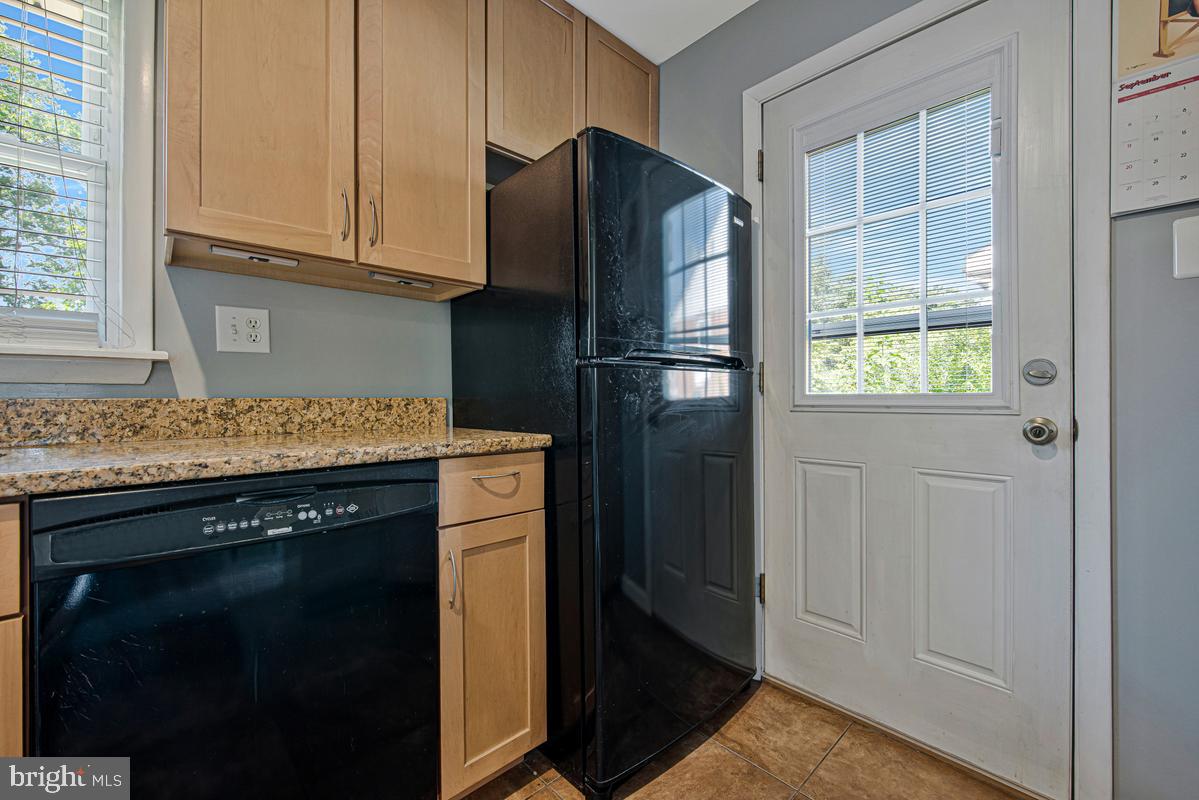 4702 66th Pl Property Photo 14