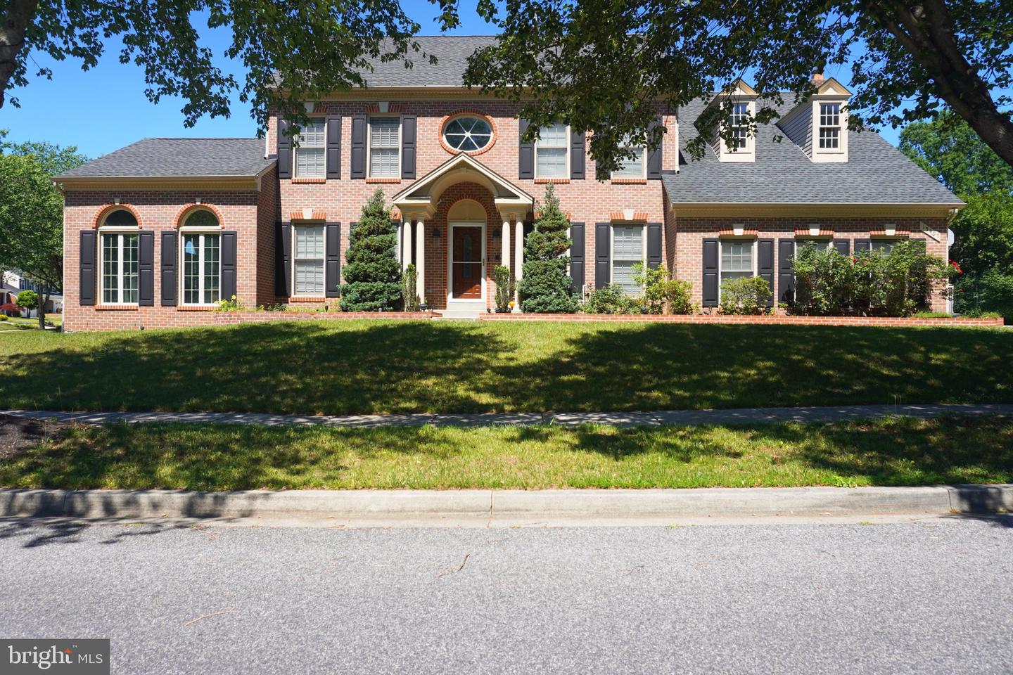 15407 Jennings Ln Property Photo 1