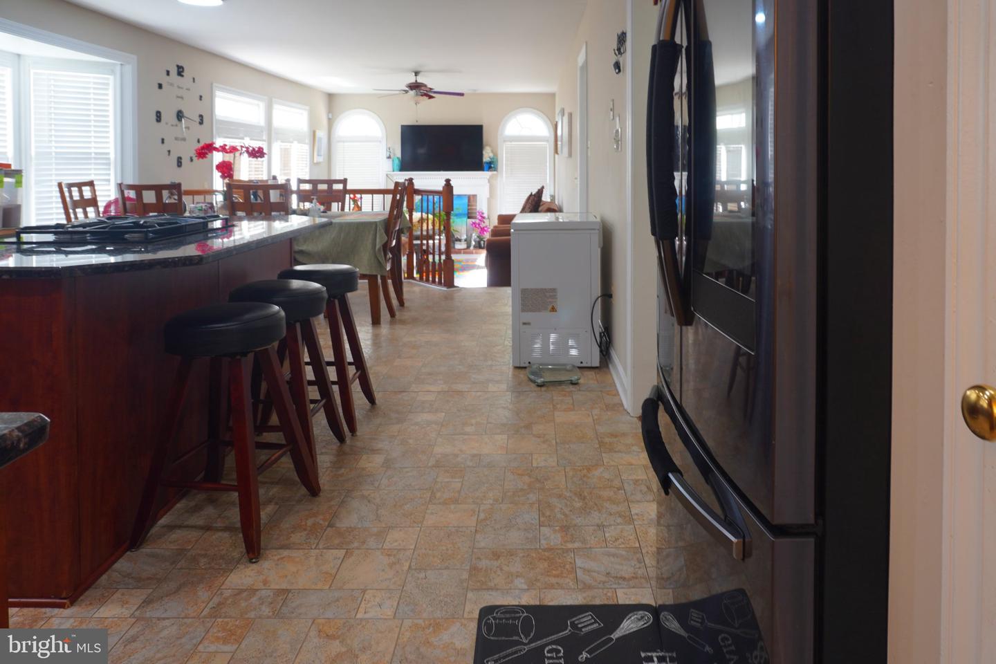 15407 Jennings Ln Property Photo 12