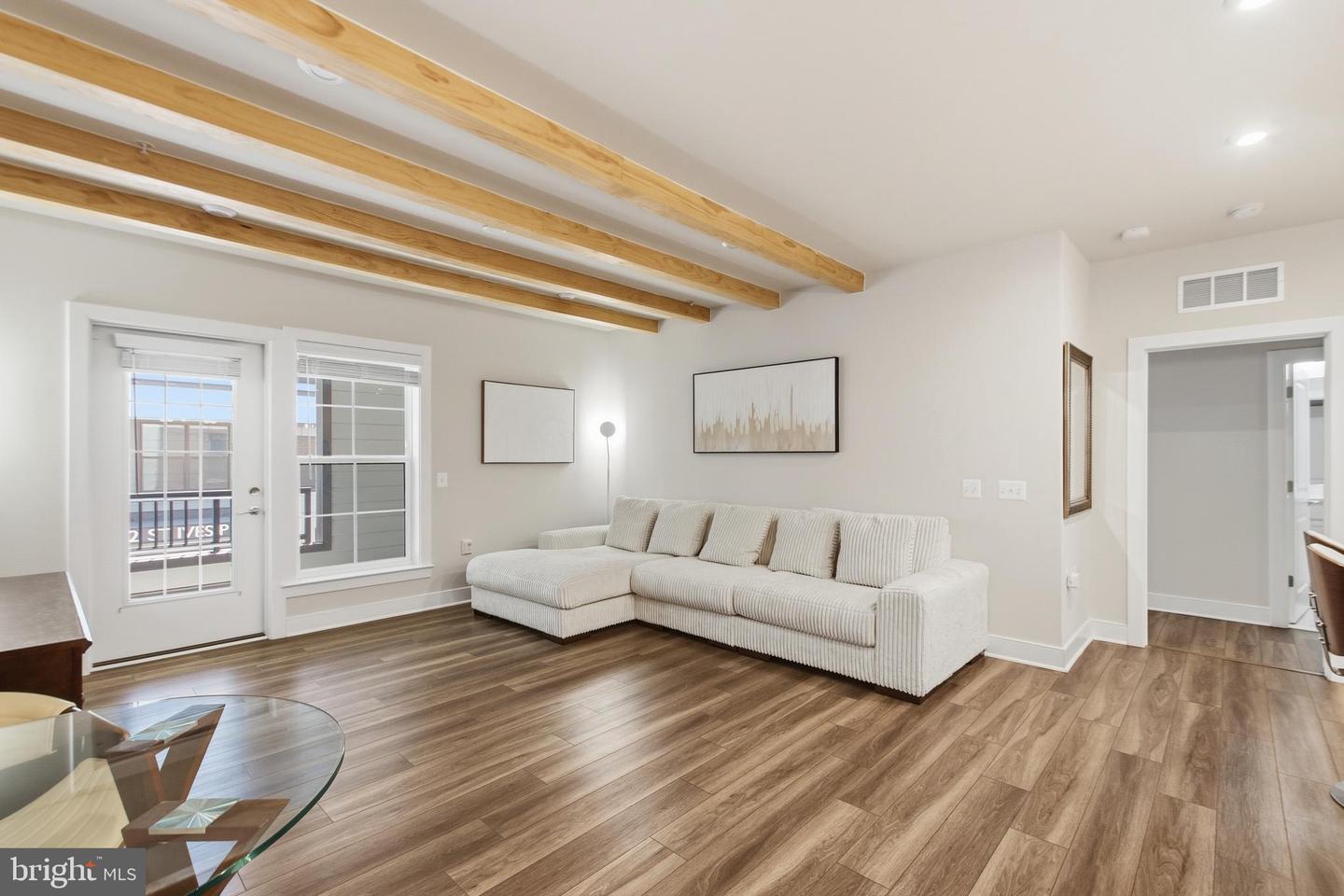 100 Saint Ives Pl #108 Property Photo 12