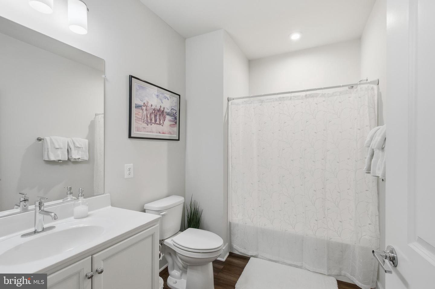 100 Saint Ives Pl #108 Property Photo 20