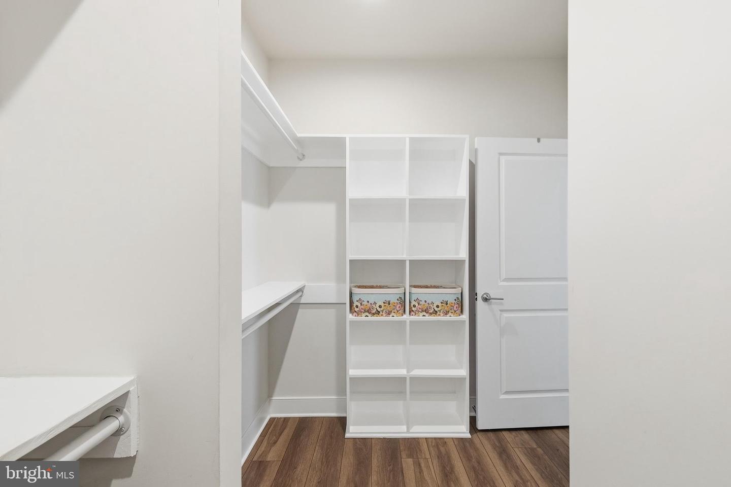 100 Saint Ives Pl #108 Property Photo 24
