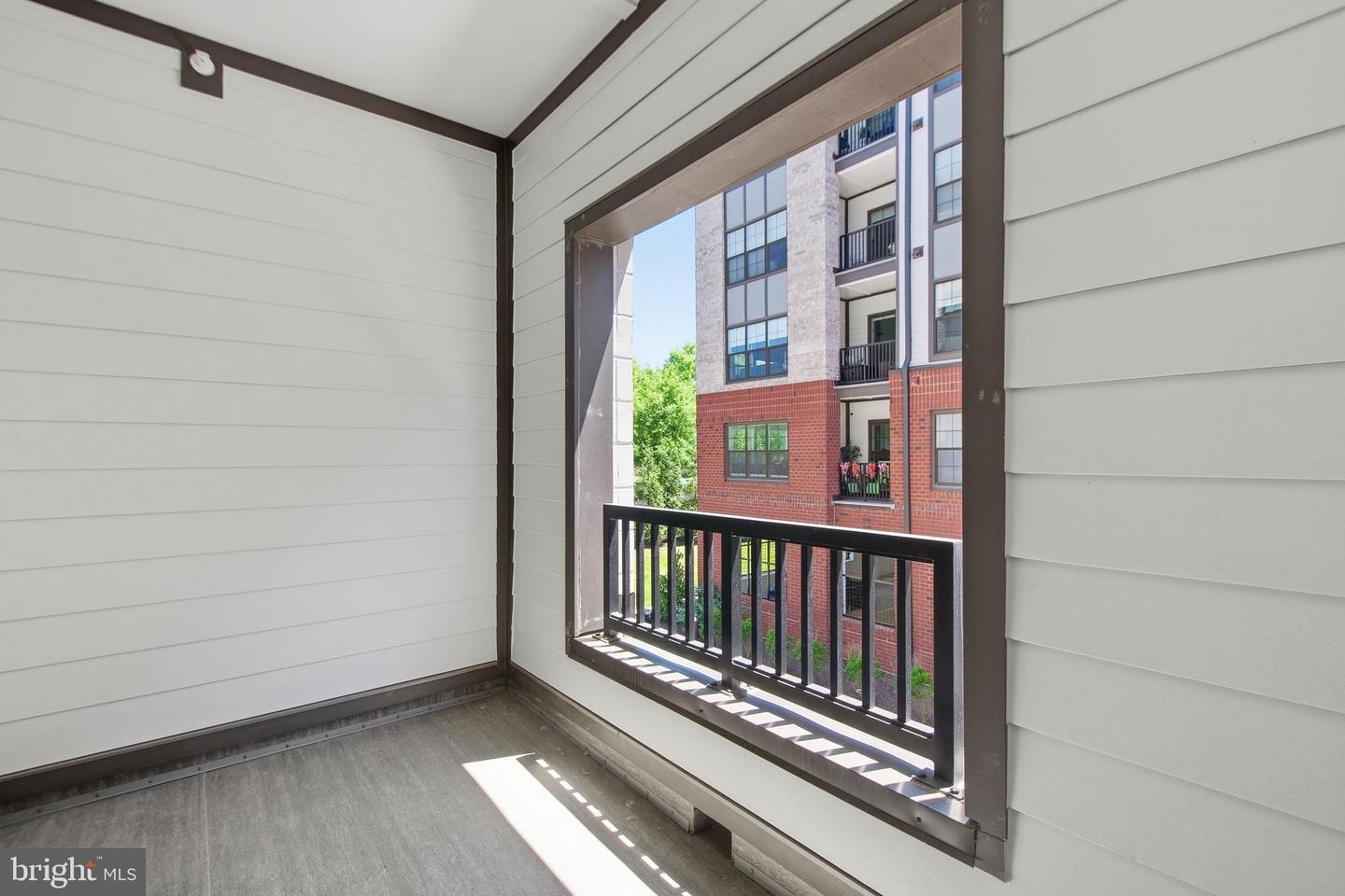 100 Saint Ives Pl #108 Property Photo 30