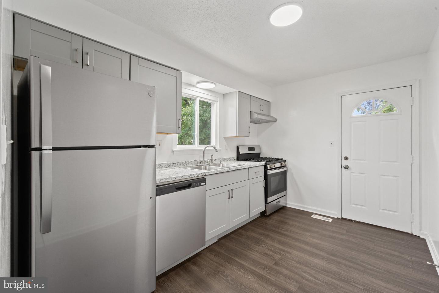 1204 Indo Pl Property Photo 7