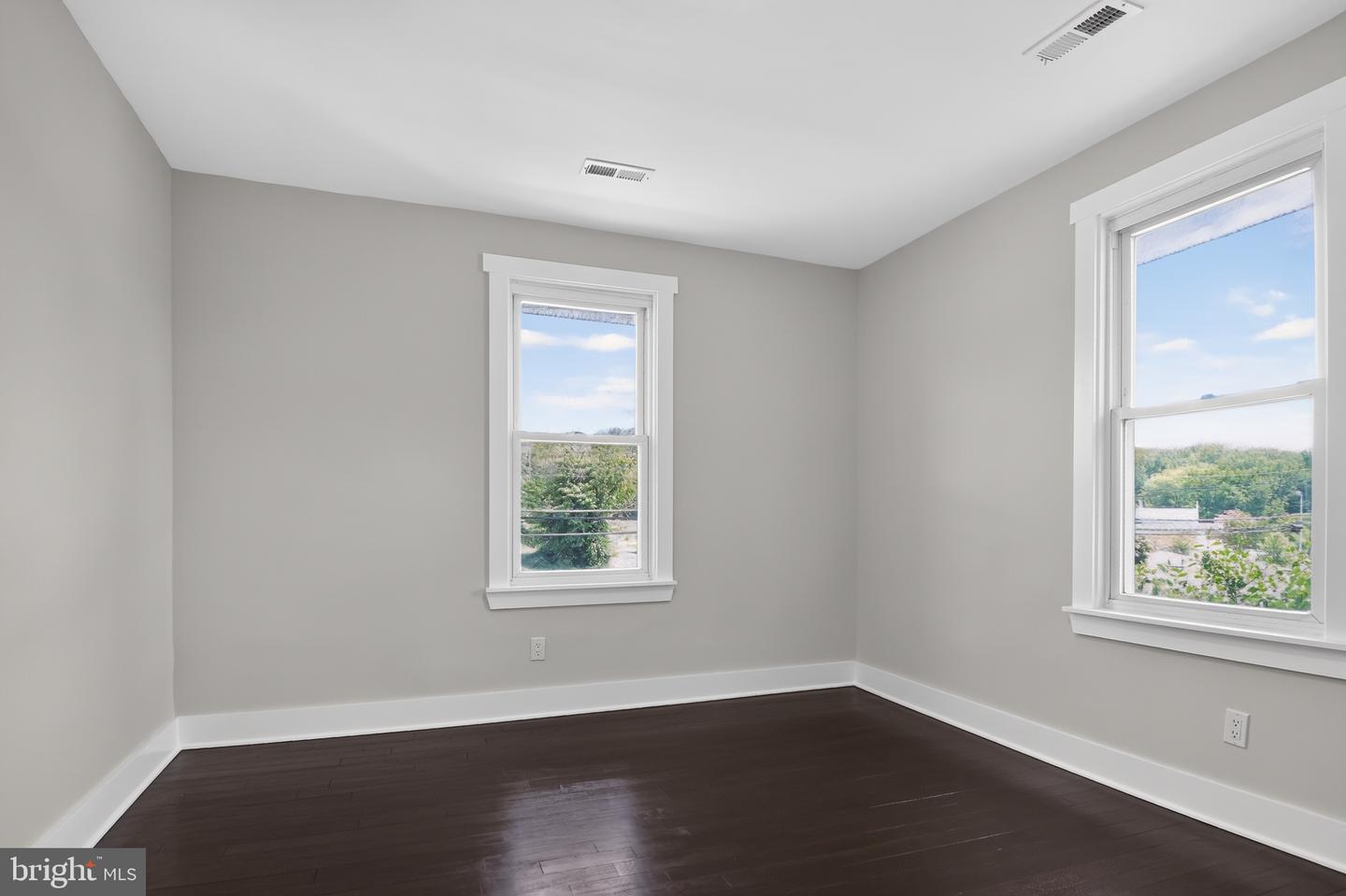 1630 Nova Ave Property Photo 23
