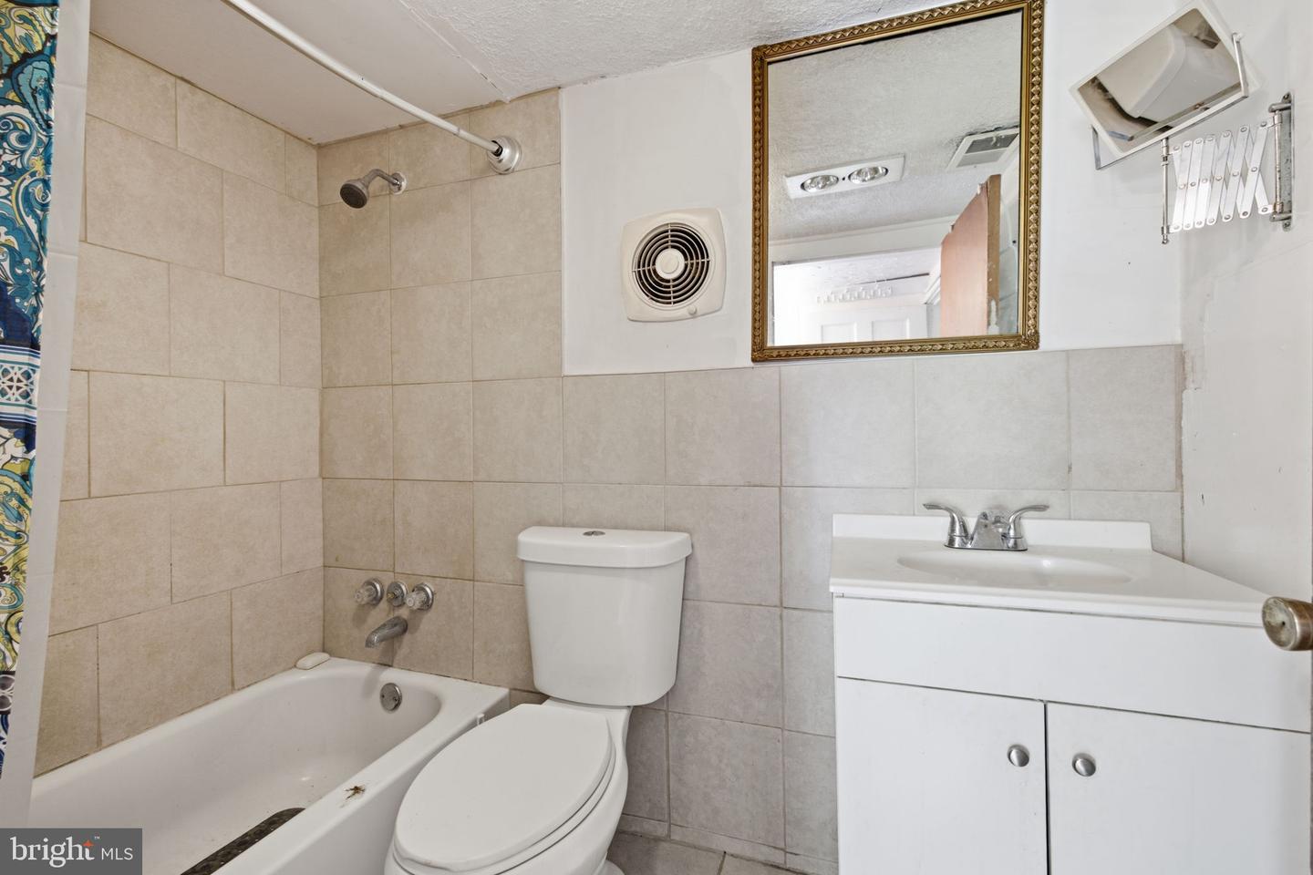 17501 Watershed Dr Property Photo 16