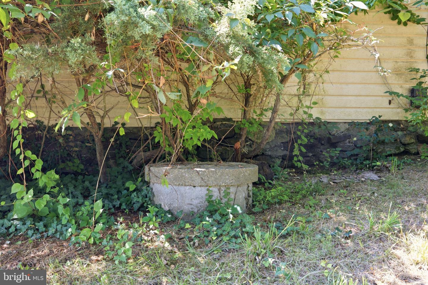 17501 Watershed Dr Property Photo 37