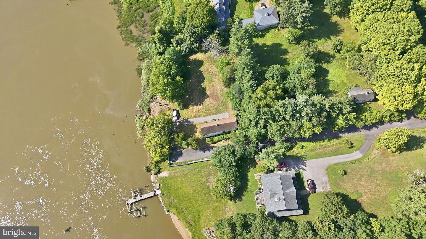 17501 Watershed Dr Property Photo 43