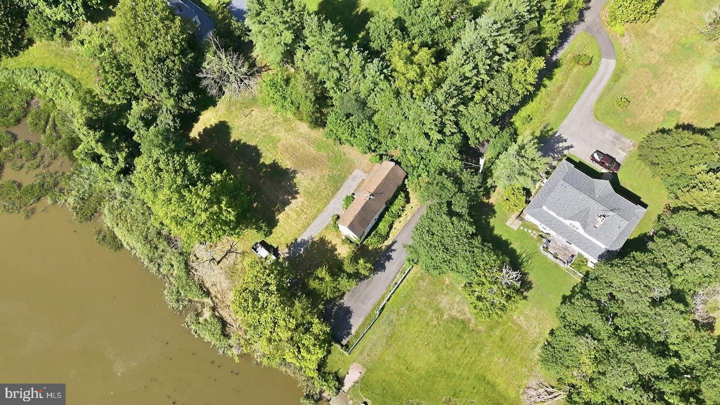 17501 Watershed Dr Property Photo 45